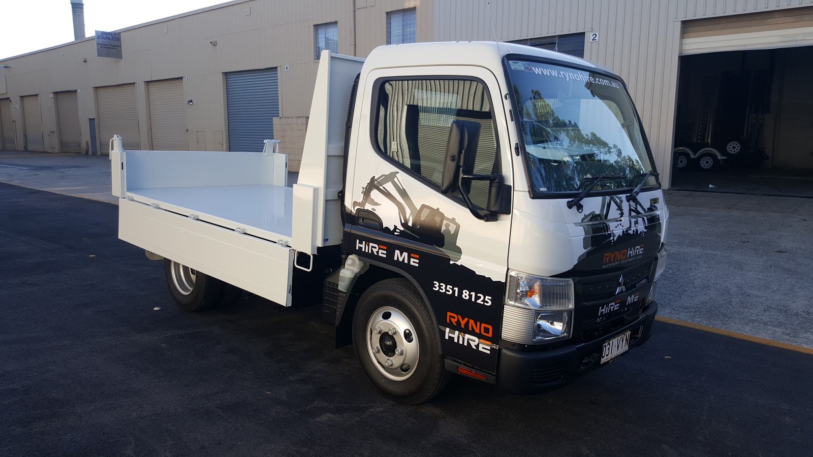 20160106_172811 A Ryno Hire truck in front of warehouse
